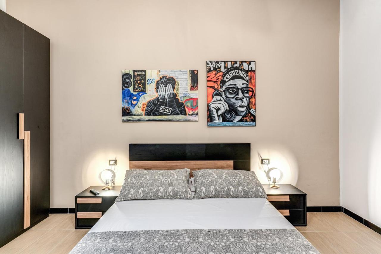 The Quarters Naples Apartments Екстериор снимка