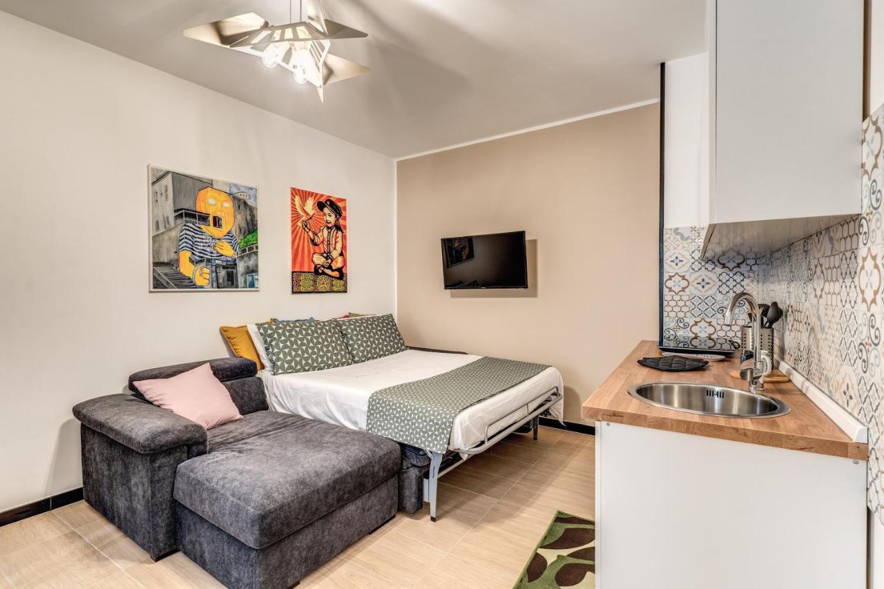 The Quarters Naples Apartments Екстериор снимка