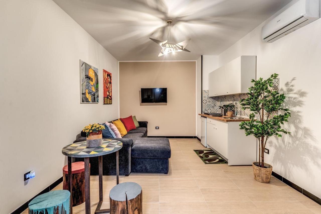 The Quarters Naples Apartments Екстериор снимка