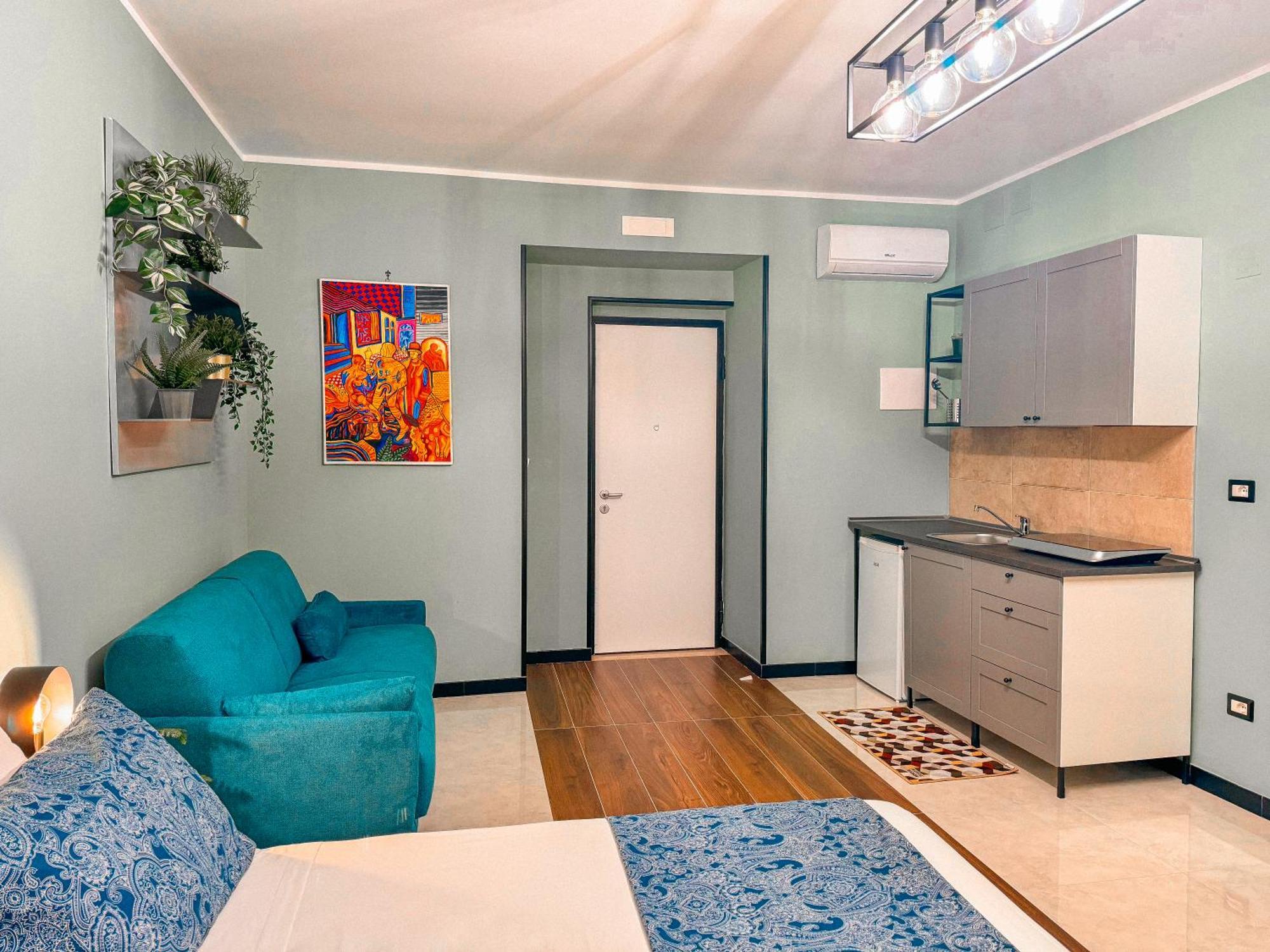 The Quarters Naples Apartments Екстериор снимка