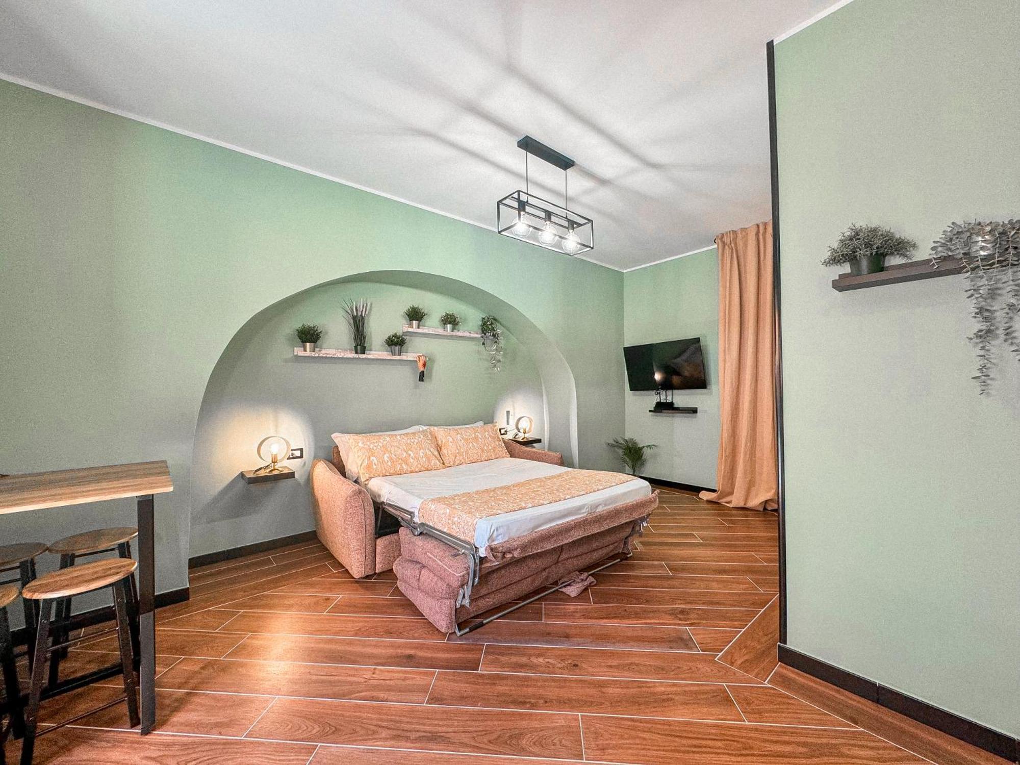 The Quarters Naples Apartments Екстериор снимка