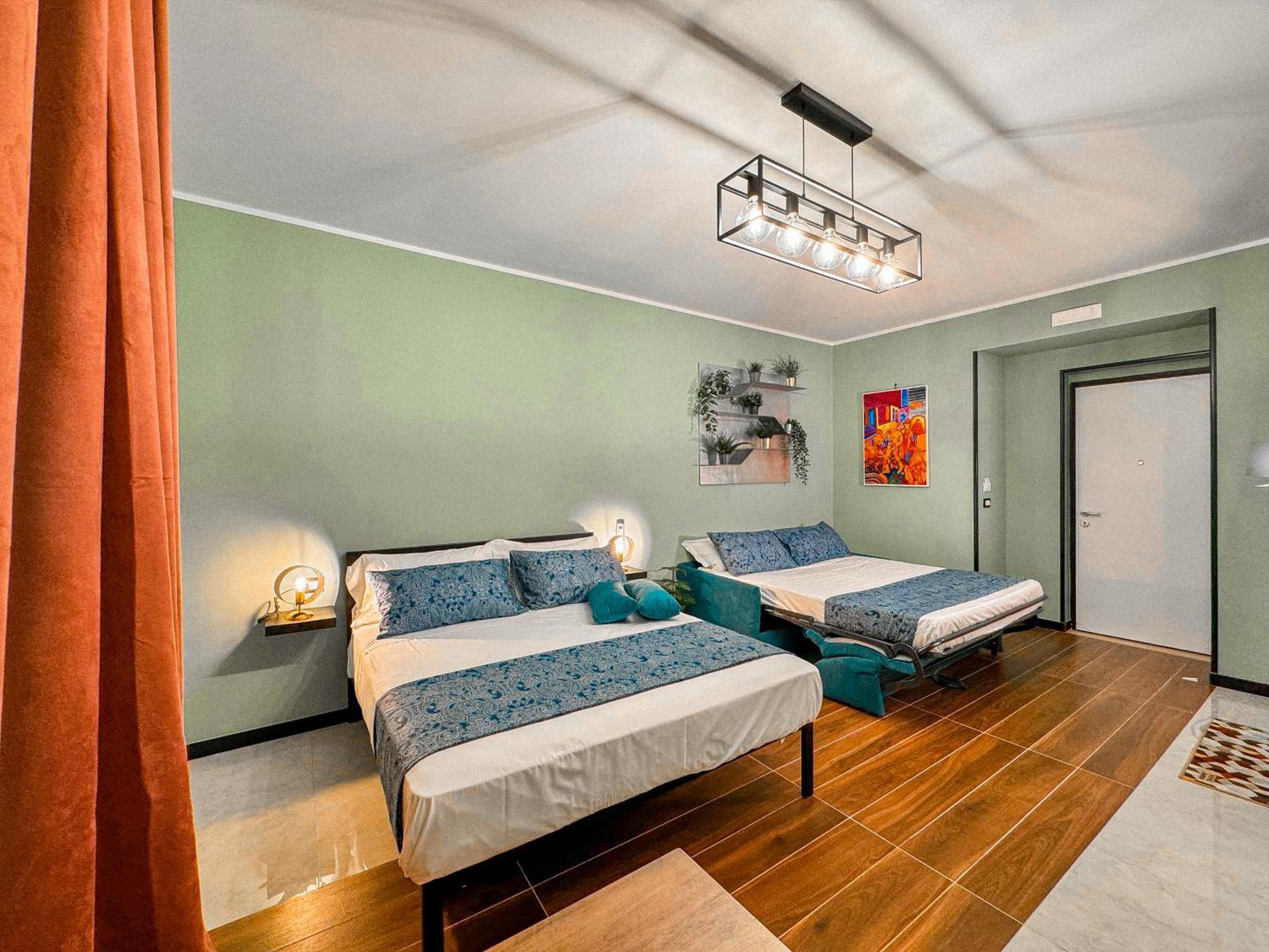 The Quarters Naples Apartments Екстериор снимка
