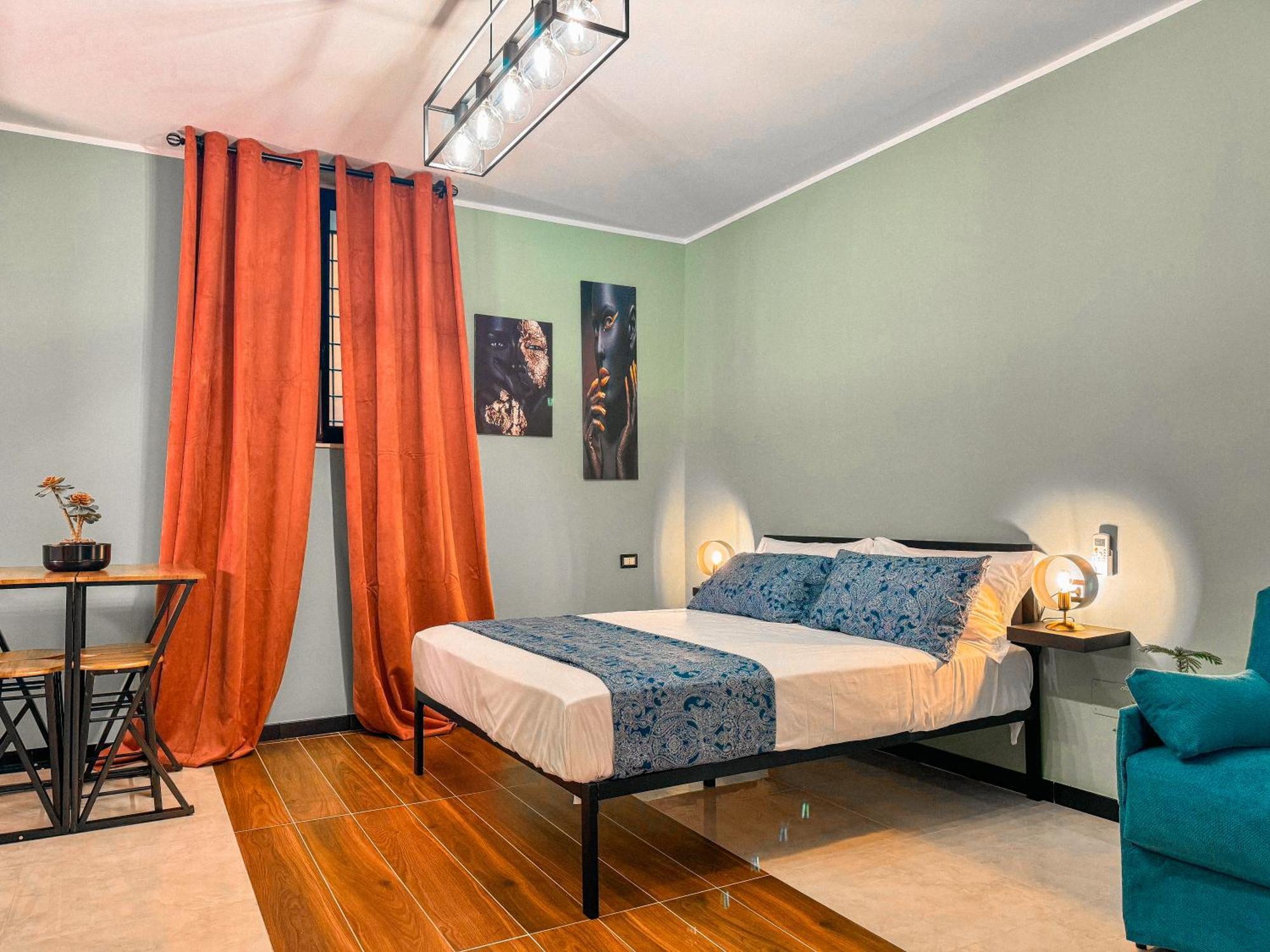 The Quarters Naples Apartments Екстериор снимка