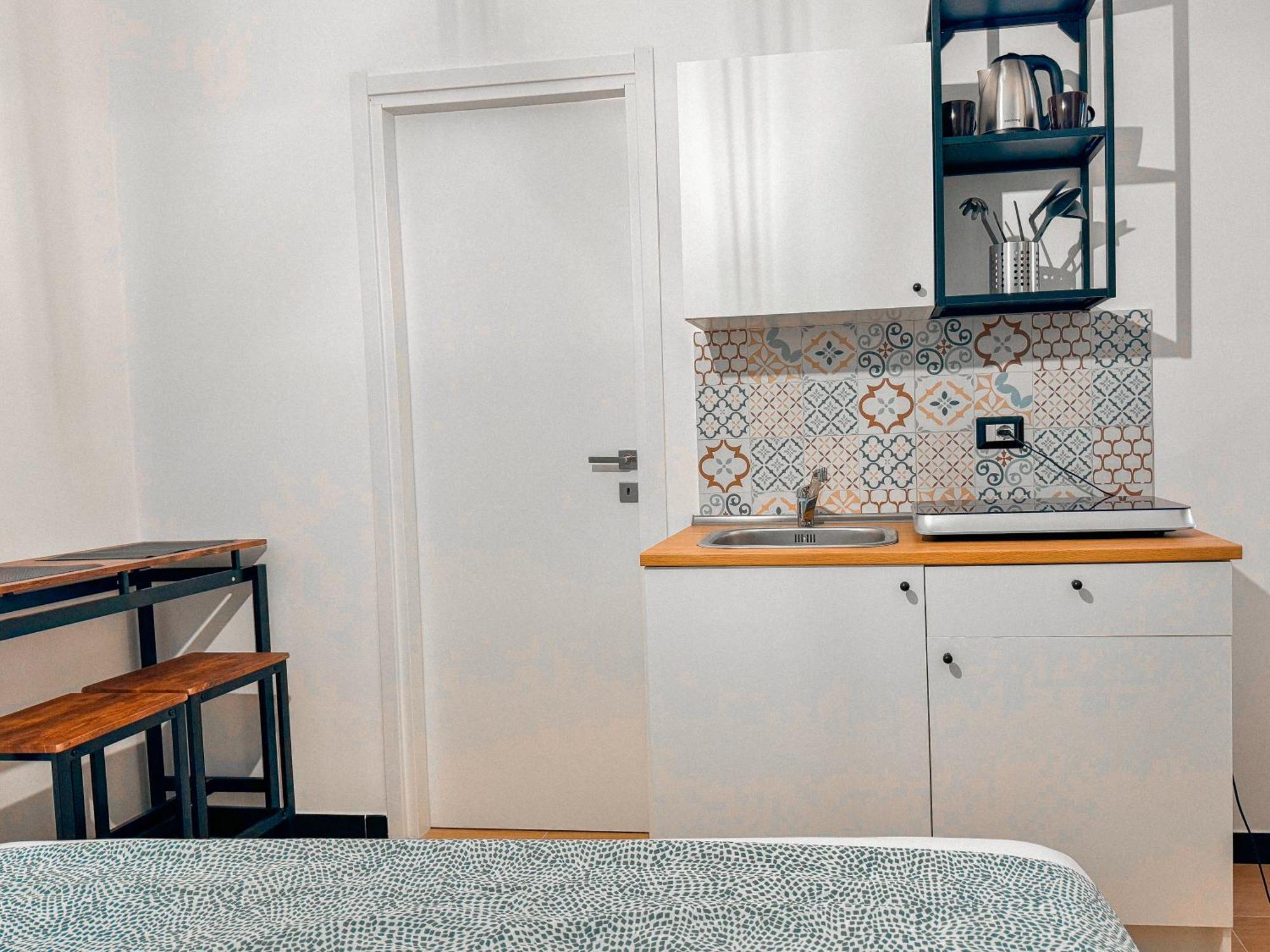 The Quarters Naples Apartments Екстериор снимка